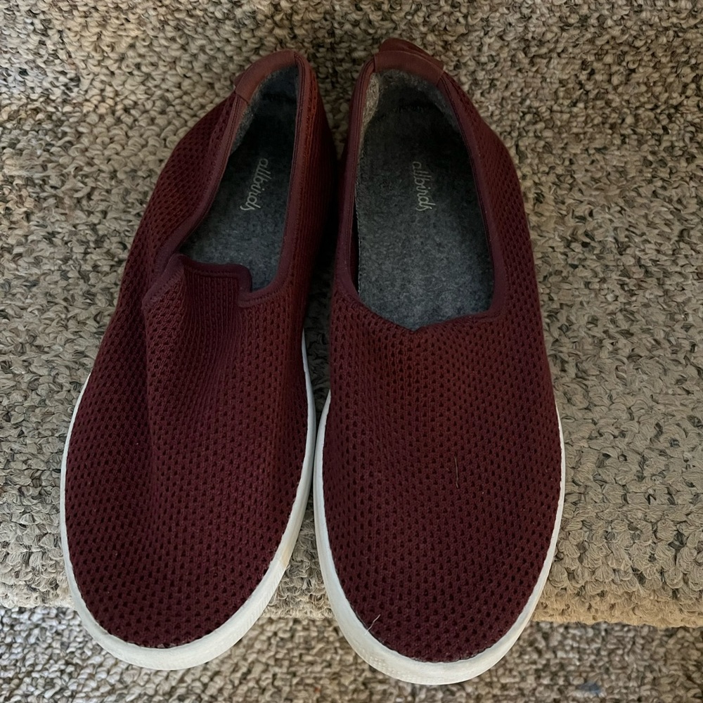 Allbirds tree loungers maroon size 10